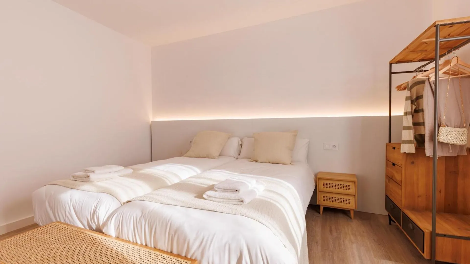 Bravissimo Maragall, Very Spacious And Central Girona 0*,  Španělsko
